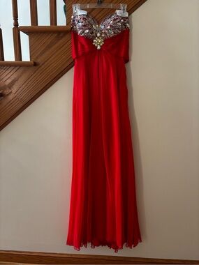 Night Moves Red Strapless Beaded Prom Gown Formal Dress Size 10